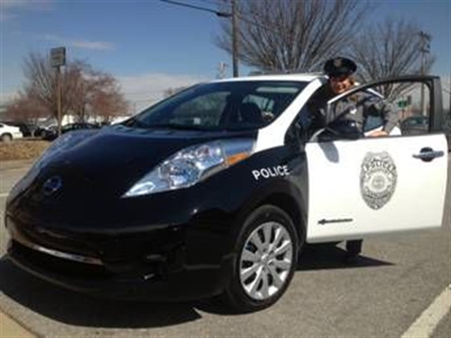 Nissan leaf police car #6